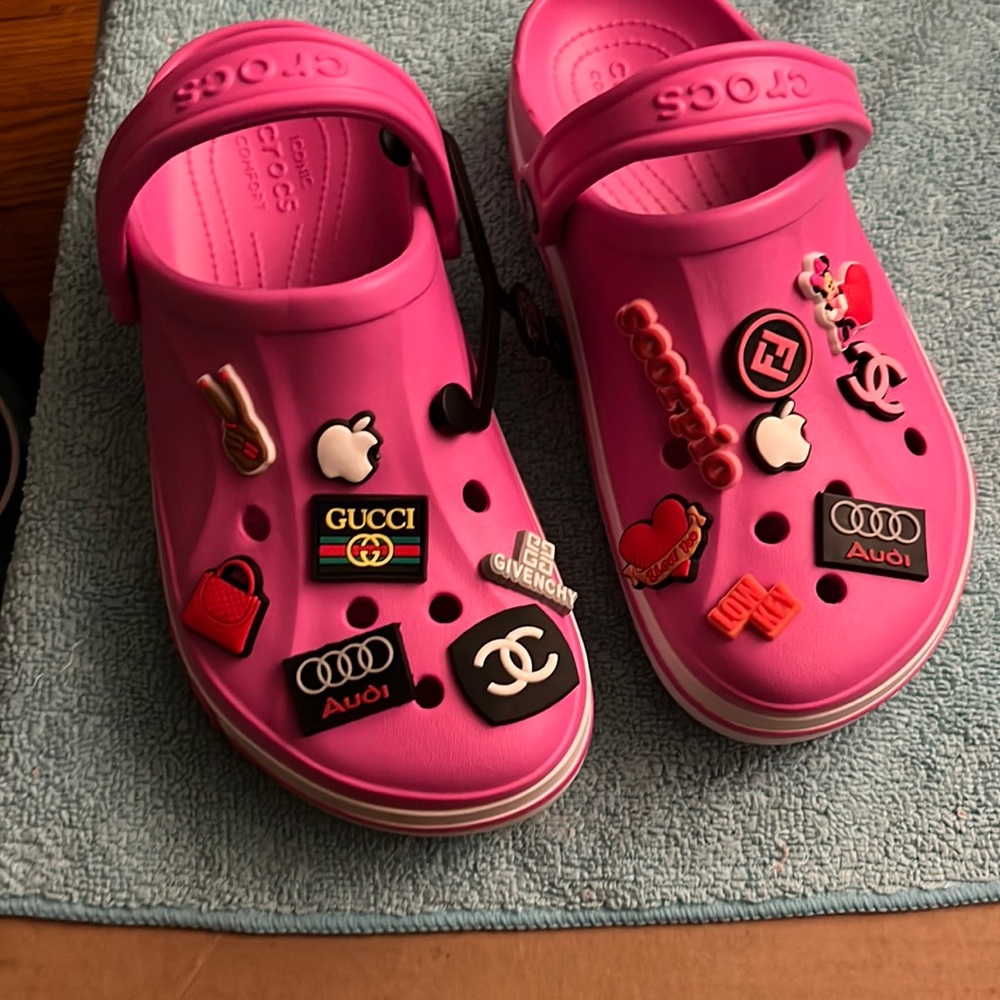 CROCS!!!!!
